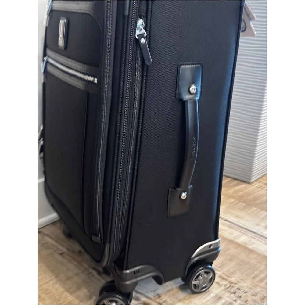 Travelpro Platinum Elite travel Carry-On Business Plus Spinner luggage suitcase